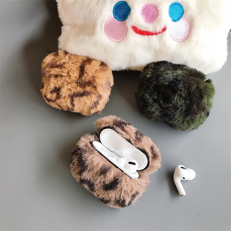Personalized Leopard Print Plush Headphone Case - NeoTech