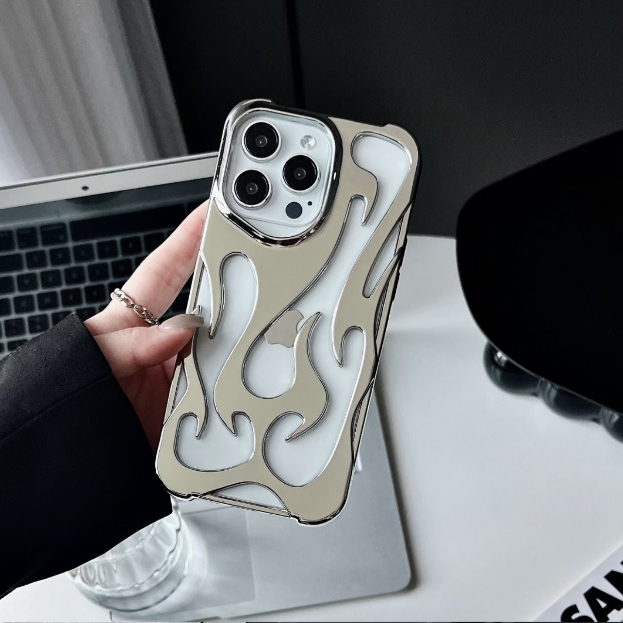 Electroplating Hollow Heat Dissipation Phone Case Flame Pattern High - grade Soft Shell - NeoTech