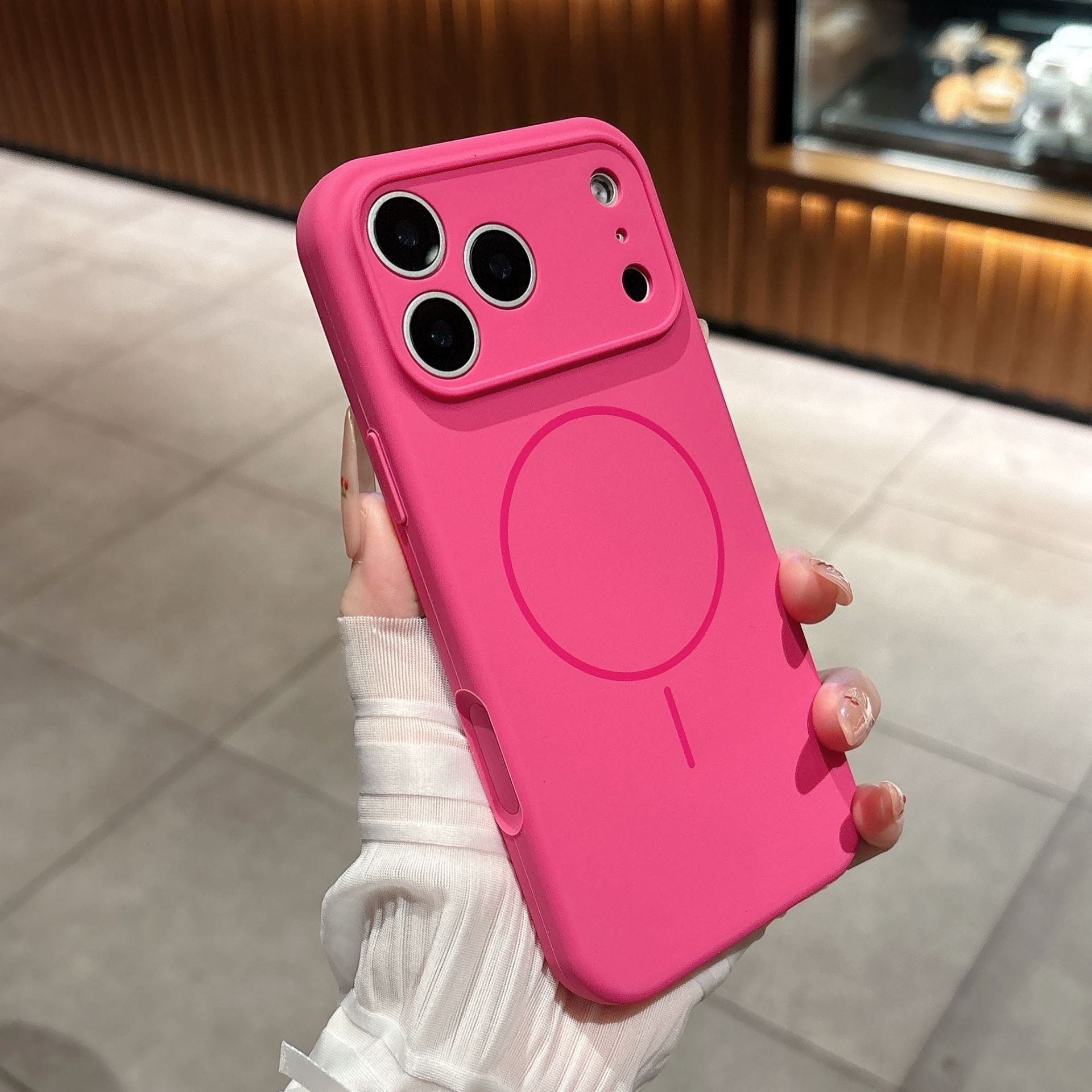 Applicable To 17 Fine Circle Magnetic Phone Case Liquid Silicone - NeoTech