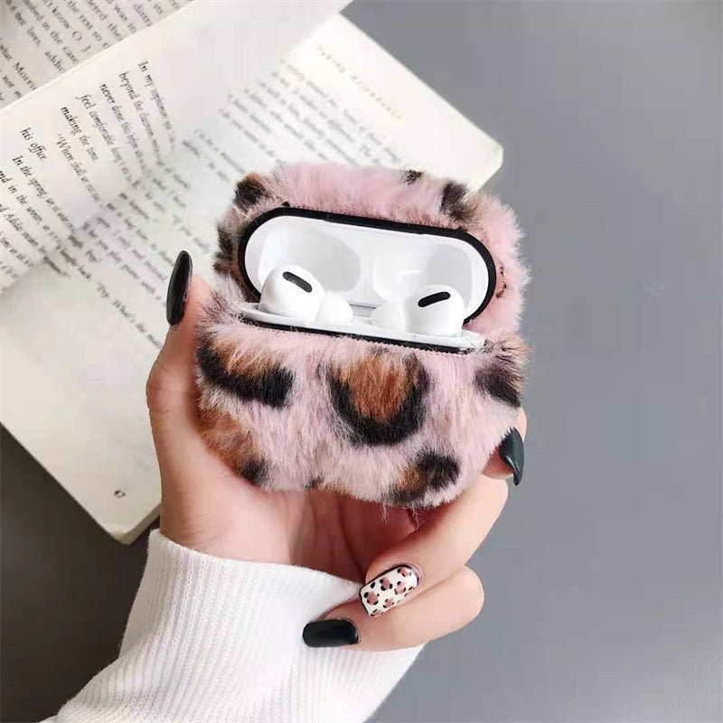 Personalized Leopard Print Plush Headphone Case - NeoTech