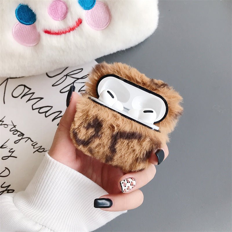 Personalized Leopard Print Plush Headphone Case - NeoTech